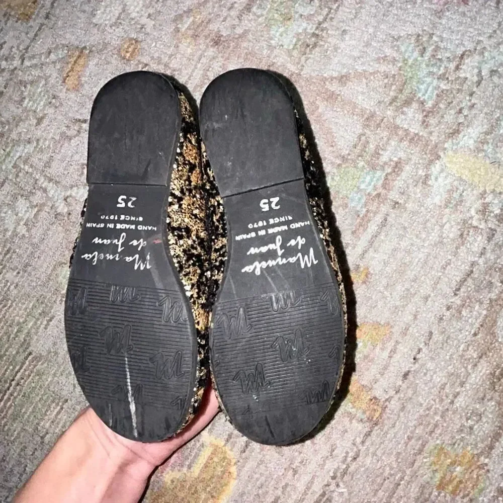 Manuela de Juan gold velvet Mary Jane sz 25 -8.5